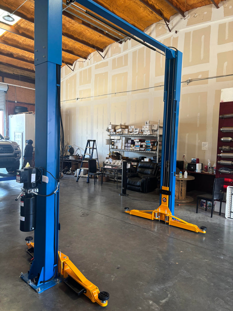 KATOOL ME-LM110S 11,000lb 2-Post Clearfloor Lift 220V