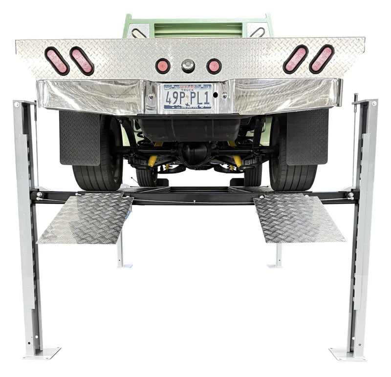Triumph USA8000 8,000 lb Made in the USA Service / Storage 4-Post Lift