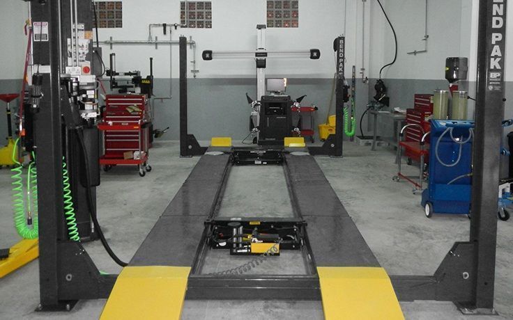 BendPak HDS-14LSX Four-Post Alignment Lift - 14,000-lb. Capacity