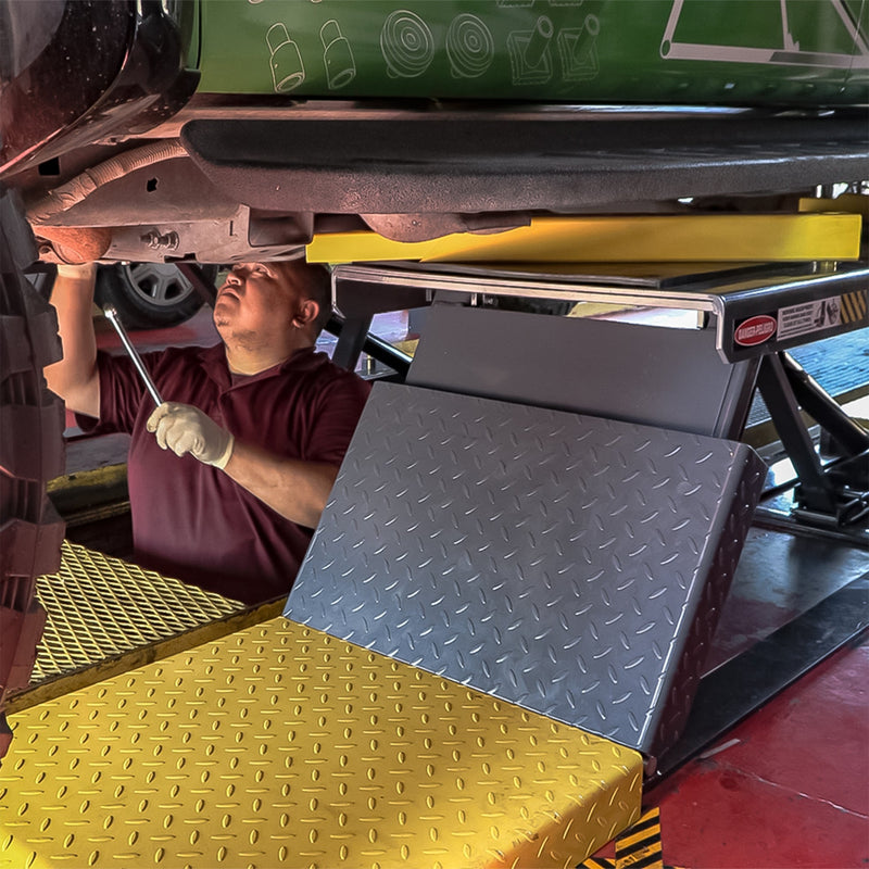 BendPak P-9000LT frame-engaging low-rise commercial lift for service shops.