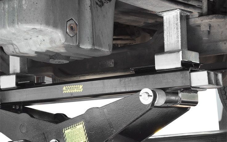 BendPak RBJ15000 lifting freight truck wheels