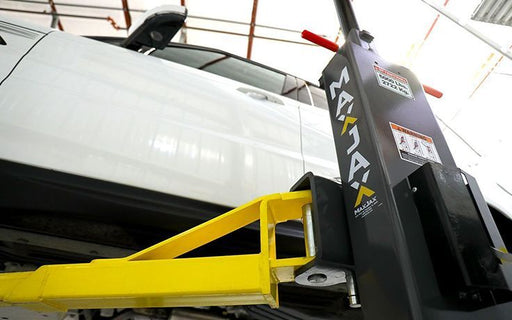 MaxJax M7K Portable Car Lift